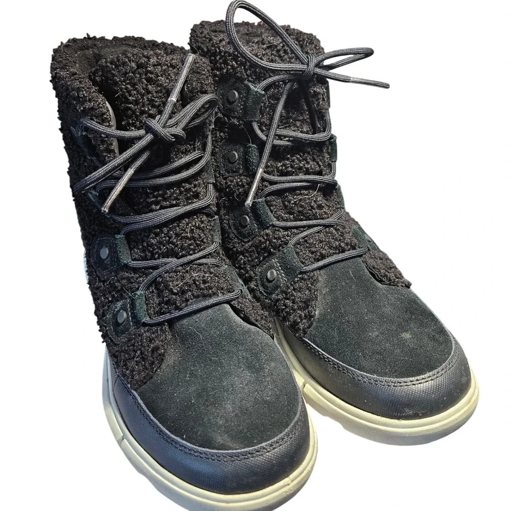 Sorel Explorer Next Joan Cozy Boot Womens 8.5 Black Sherpa Winter Boots